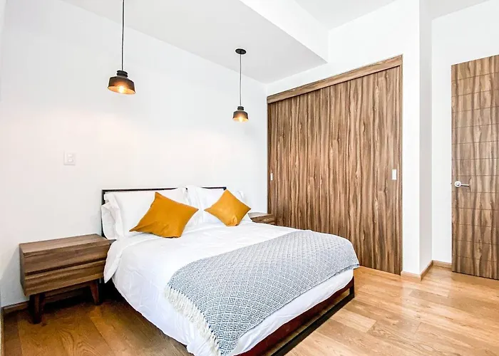 Luxurious And Centric 3bd With Pool And Gym *